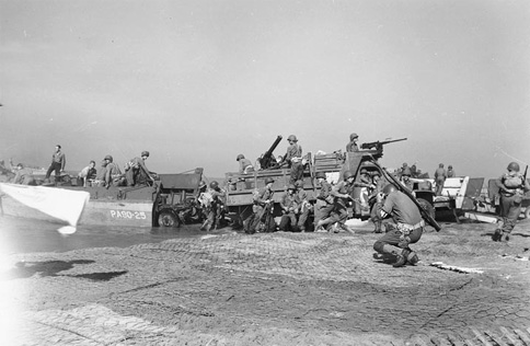 Высадка артиллерии союзников на побережье Салерно